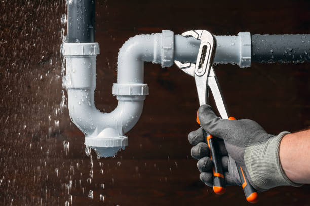 Professional Leak Detection technician working in Newburyport, MA